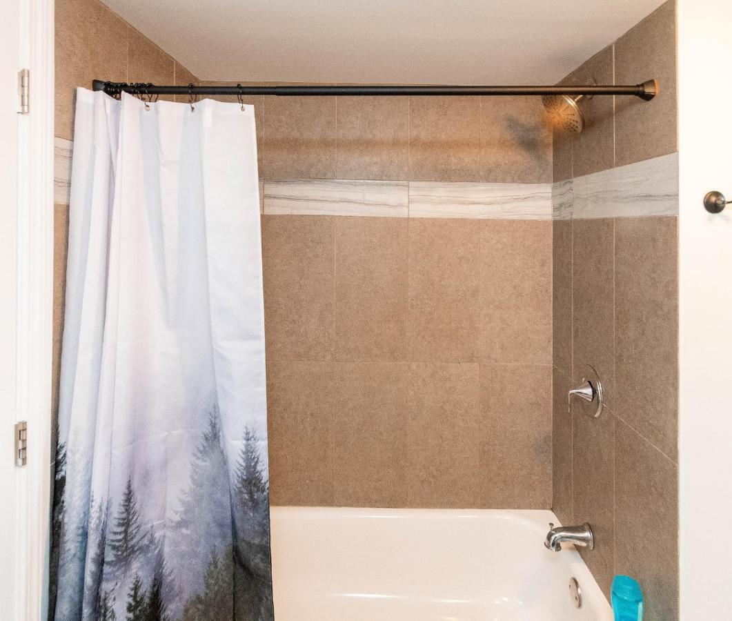 Cozy Creek Inn North Branch 외부 사진